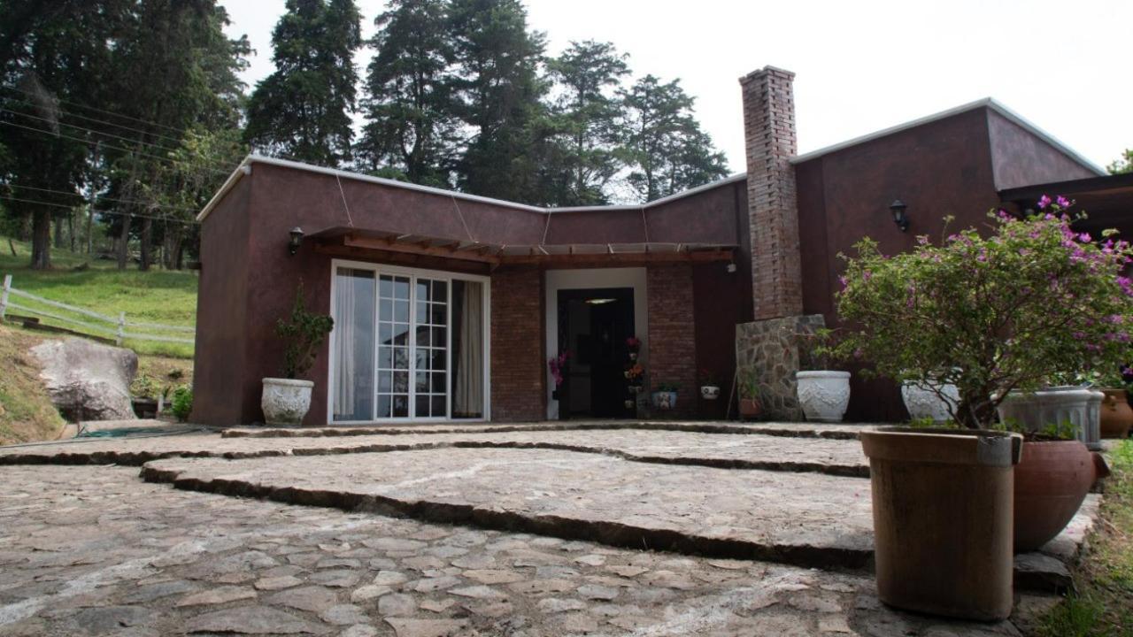 Hotel Hacienda Shangri-la *